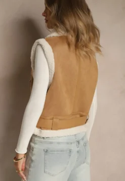 Beżowa Kamizelka w Rockowym Stylu z Futerkiem w Stylu Baranka i Klamrą Tiofira