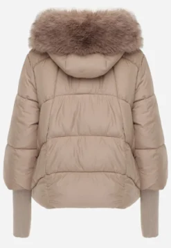 Beżowa Kurtka Zimowa z Pikowaniem Kapturem Sztucznym Futerkiem i Dopasowanymi Mankietami Letisa