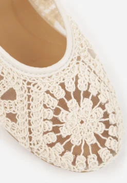 Beżowe Boho Balerinki VICES w Stylu Mary Jane z Ażurową Cholewką Lainia