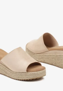 Beżowe Casualowe Klapki na Koturnie w Stylu Boho Krissta