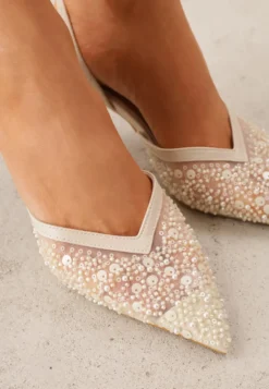 Beżowe Cekinowe Czółenka VICES Slingback na Szpilce z Noskiem w Szpic Ozdobione Perłami i Koralikami Kleomene