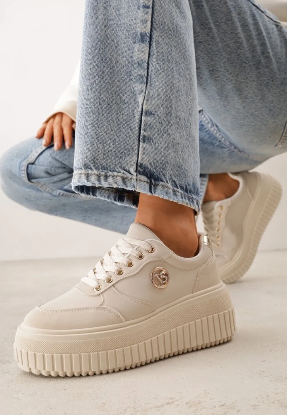 Beżowe Chunky Sneakersy VICES z Aplikacją na Platformie ze Żłobieniami Ilunatesa