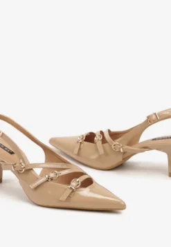 Beżowe Czółenka Lakierowane na Kaczuszce Peep Toe Ozdobione Paskami i Sprzączkami Labitha