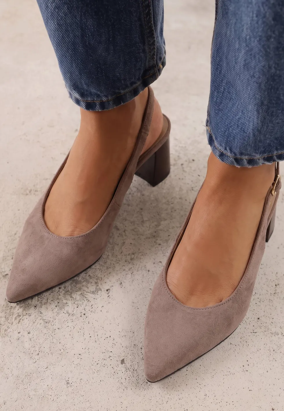 Beżowe Czółenka Slingback o Fakturze Zamszu na Słupkowym Obcasie Facena