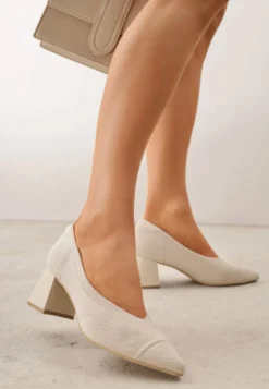 Beżowe Czółenka VICES z Dzianiny na Geometrycznym Słupku z Wkładką Soft-Step Daphilane