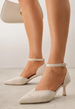 Beżowe Czółenka z Tkaniny VICES na Niskim Obcasie z Paskiem Wokół Kostki i Wkładką Soft-Step Xylieth