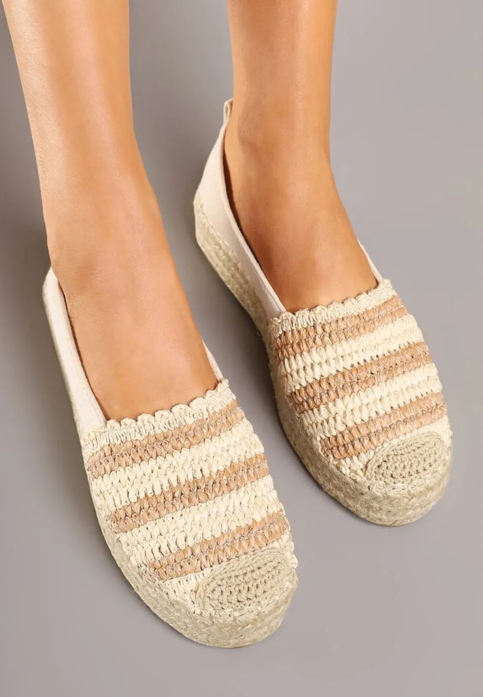 Beżowe Espadryle na Platformie Ozdobione Plecionką w Stylu Boho Lelisse