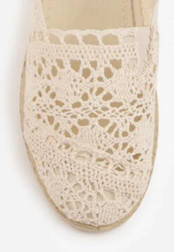Beżowe Espadryle z Ażurową Cholewką i Plecioną Podeszwą Gratifyingly