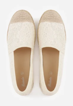 Beżowe Espadryle z Koronkową Cholewką i Podeszwą z Plecionki Marilex