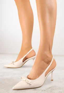Beżowe Lakierowane Sandały Szpilki Vices Typu Slingback z Kokardą Dorozia
