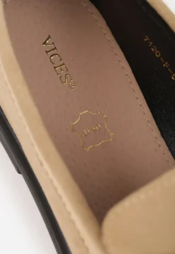 Beżowe Mokasyny VICES z Wkładką ze Skóry Naturalnej i Przeszyciami Astanie