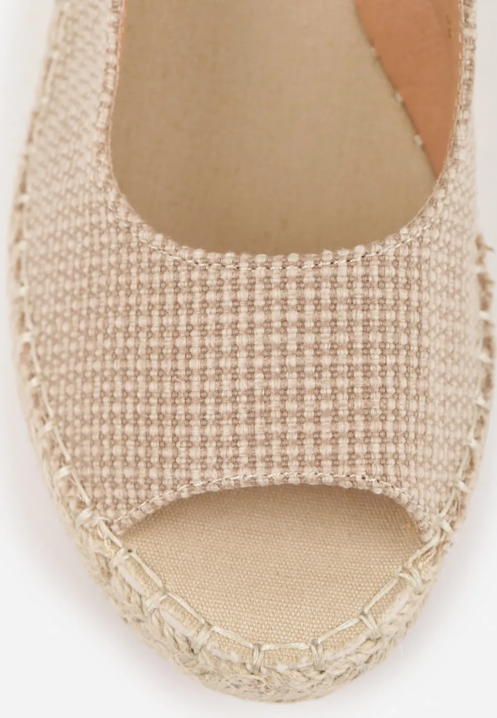Beżowe Sandały Peep Toe z Plecioną Cholewką i Koturnem Zaylani