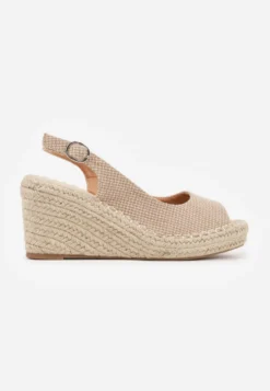 Beżowe Sandały Peep Toe z Plecioną Cholewką i Koturnem Zaylani