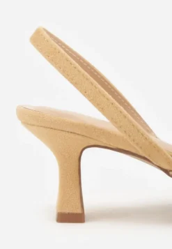 Beżowe Sandały Slingback na Kaczuszce z Tweedowymi Wstawkami i Kwiatem 3D Zehe