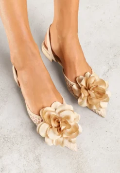 Beżowe Sandały Vices Slingback z Siateczkową Cholewką Ozdobione Kwiatem 3D Lilivora