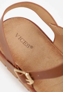 Beżowe Sandały VICES w Stylu Basic z Paskiem z Klamerką Loretha