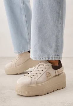 Beżowe Skórzane Sneakersy na Platformie z Aplikacją i Plecionym Paskiem Kaphophai
