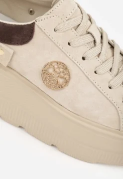 Beżowe Skórzane Sneakersy na Platformie z Aplikacją i Plecionym Paskiem Kaphophai