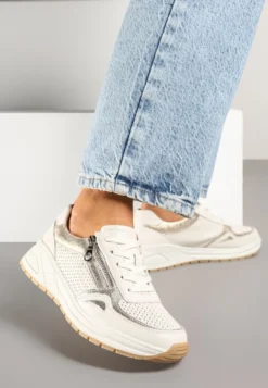Beżowe Skórzane Sneakersy z Ozdobną Perforacją i Suwakiem Amiriella