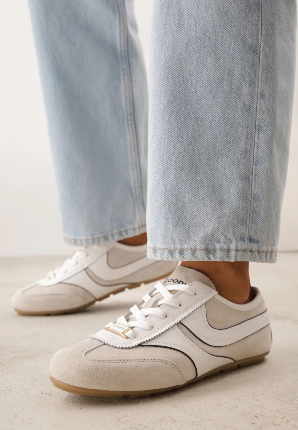 Beżowe Sneakersy Klasyczne Tenisówki z Zamszu Naturalnego Talanashta