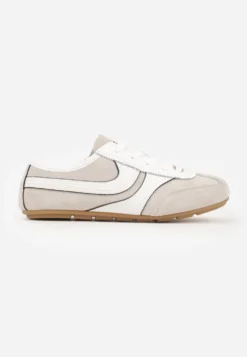 Beżowe Sneakersy Klasyczne Tenisówki z Zamszu Naturalnego Talanashta