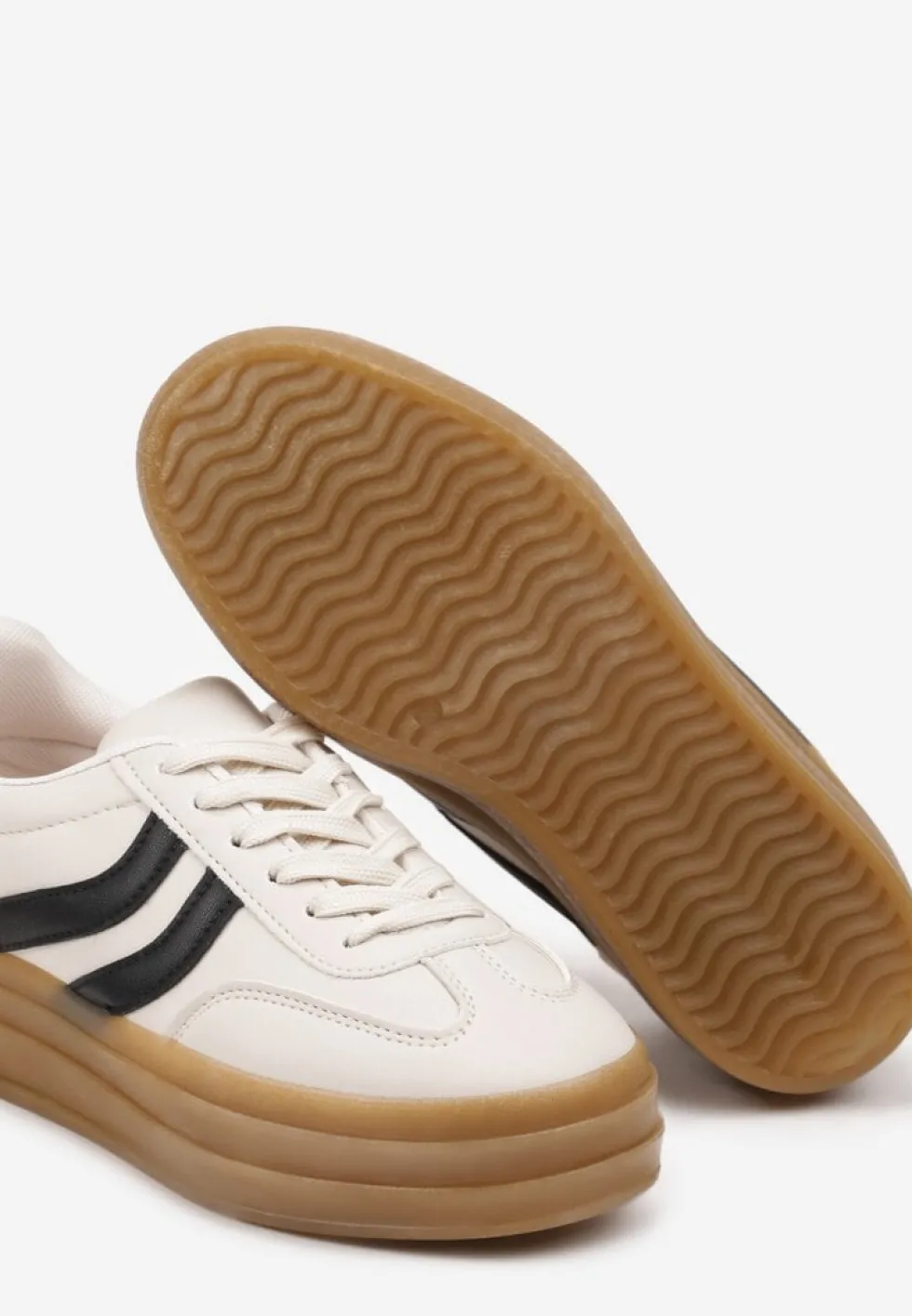 Beżowe Sneakersy na Grubszej Podeszwie z Przeszyciami Erisosa