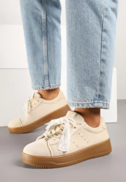 Beżowe Sneakersy na Niskiej Platformie z Aplikacjami i Kokardkami Divienne