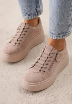 Beżowe Sneakersy na Platformie z Zamszu Naturalnego z Suwakiem z Boku Nisoe