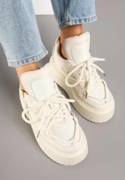 Beżowe Sneakersy na Platformie Ozdobione Sznurowaniem Vilvia