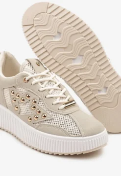 Beżowe Sneakersy Ozdobione Gwiazdą i Nitami Zeloti