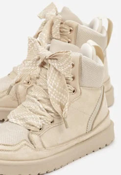 Beżowe Sneakersy Ozdobione Sznurówkami w Geometryczny Wzór Avoslia