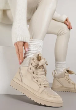 Beżowe Sneakersy Ozdobione Sznurówkami w Geometryczny Wzór Avoslia