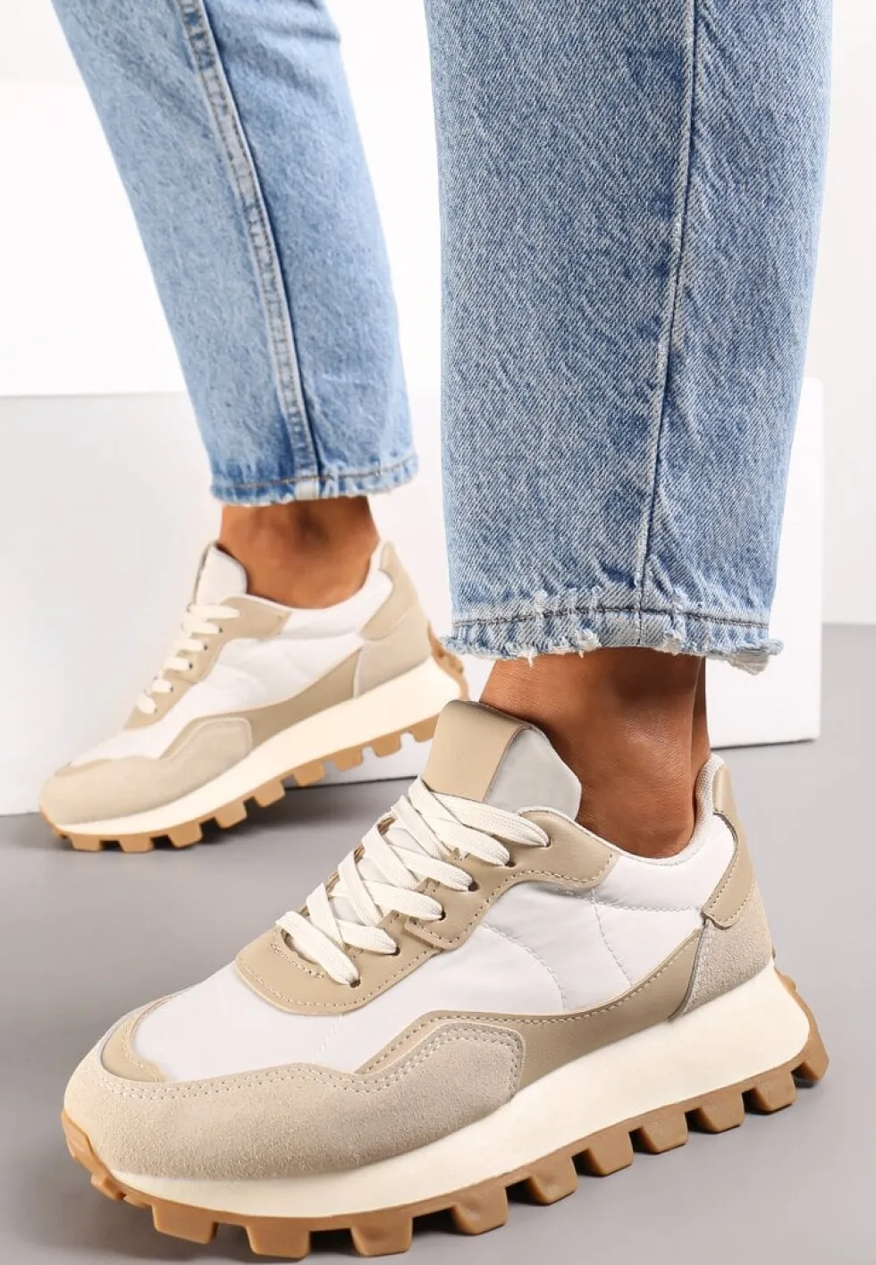 Beżowe Sneakersy przed Kostkę na Grubej Podeszwie Kapprine