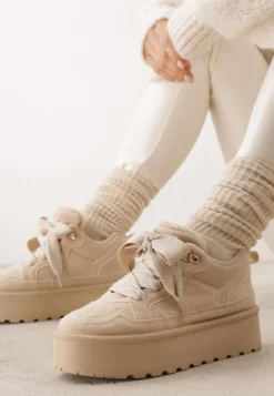 Beżowe Sneakersy Vices Stylizowane na Śniegowce na Platformie Obszyte Futerkiem Naleris