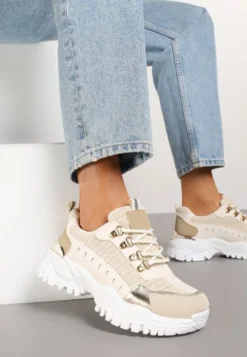 Beżowe Sneakersy w Steetwearowym Stylu na Tłoczonej Platformie Gonavielle