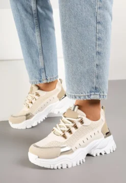 Beżowe Sneakersy w Steetwearowym Stylu na Tłoczonej Platformie Gonavielle