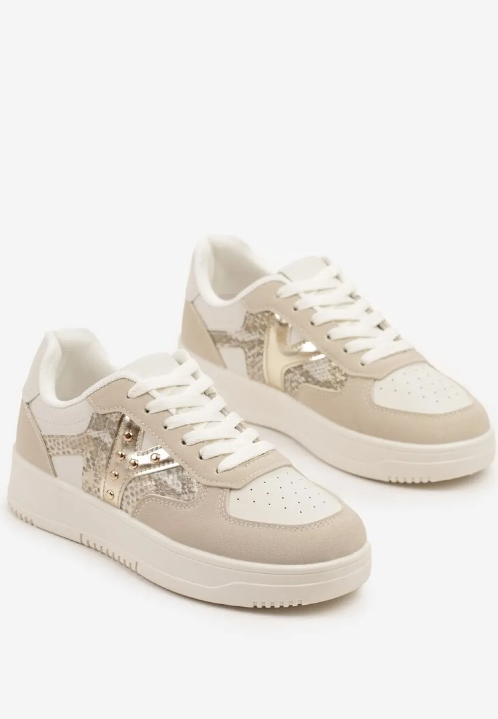 Beżowe Sneakersy Zdobione Metaliczną Aplikacją i Imitacją Skóry Węża Sarivane