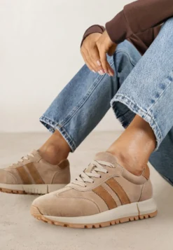 Beżowe Sneakersy ze Skóry Naturalnej z Paskami Kiarre
