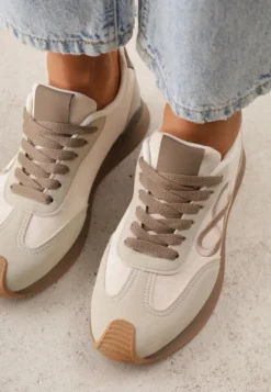 Beżowe Sneakersy z Geometrycznym Wzorem z Boku Mehida