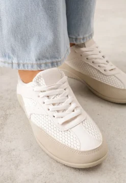 Beżowe Sneakersy z Geometrycznym Wzorem Elrineth