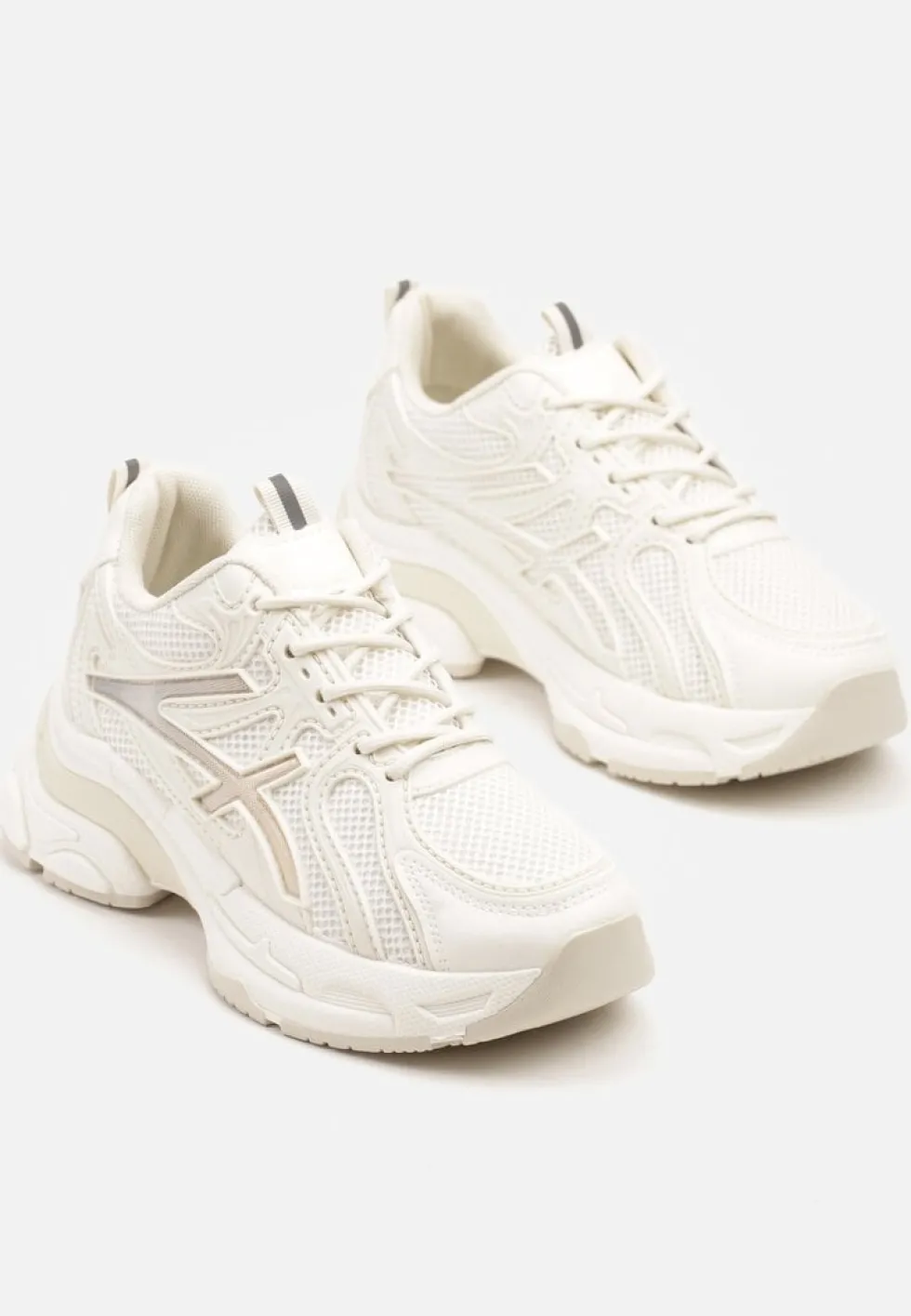 Beżowe Sneakersy z Ozdobnymi Paskami Xerraza