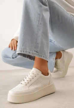 Beżowe Sneakersy z Perforacją na Platformie Treresa