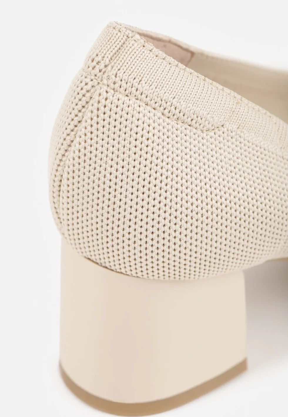 Beżowe Strukturalne Czółenka VICES na Słupkowym Obcasie z Wkładką Soft-Pillow Abathise