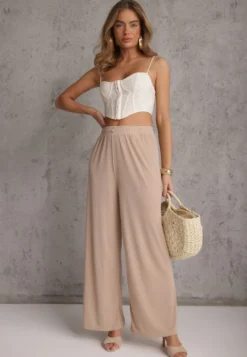Beżowe Szerokie Spodnie High Waist z Prążkowanej Tkaniny z Ozdobnym Guzikiem Dalifa