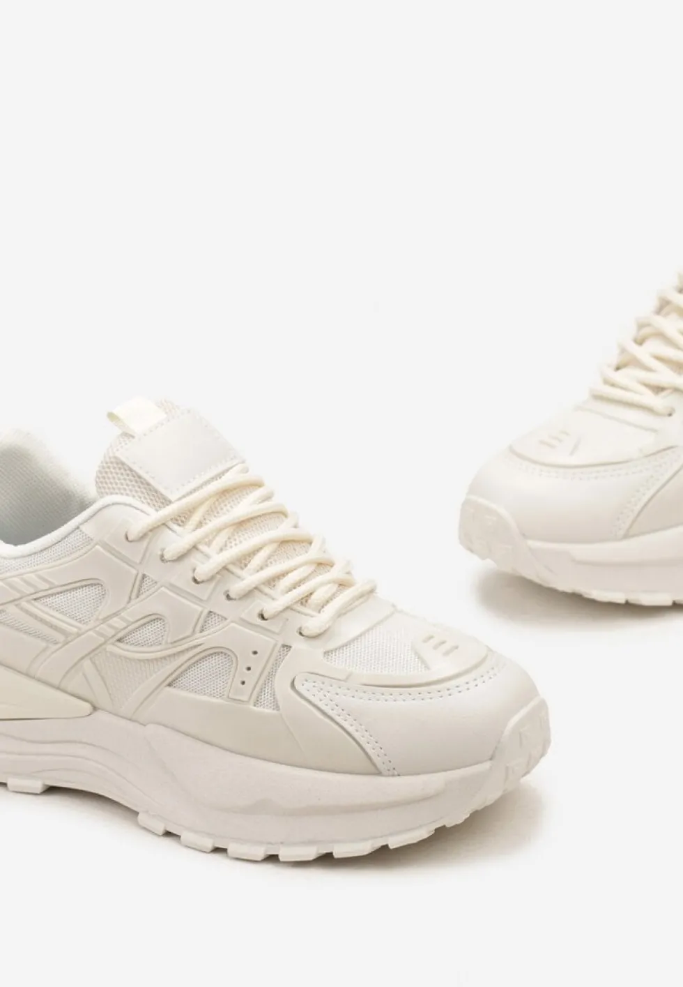 Beżowe Sznurowane Sneakersy na Grubej Podeszwie z Ozdobnymi Wstawkami Ilira