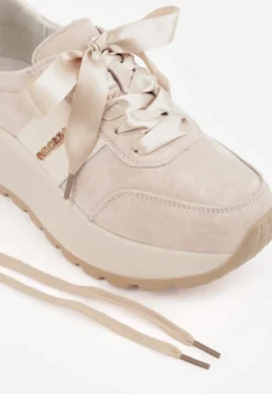 Beżowe Zamszowe Sneakersy na Platformie z Wkładką ze Skóry Naturalnej Inferis