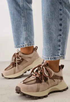 Beżowe Zamszowe Sneakersy w Stylu Chunky z Podwójnym Wiązaniem i Perforacją Kildei