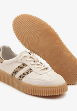 Beżowe Zamszowe Sneakersy w Stylu Kultowych Tenisówek ze Skórzaną Wkładką i Wzorem w Panterkę Tenannia