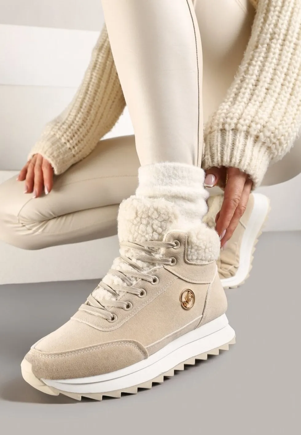 Beżowe Zimowe Sneakersy ze Sztucznym Futerkiem Turelia