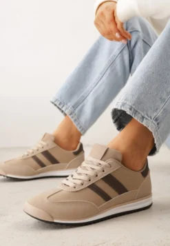 Beżowo-Brązowe Sneakersy Ozdobione Dwoma Paskami Lannatea